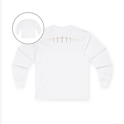 On the back of this Christian long sleeve shirt is a large wooden Jesus cross in between the shoulder blades, the Jesus cross then keeps getting smaller and smaller till it fades right off the shirt giving it a amazing 3D look on the back.