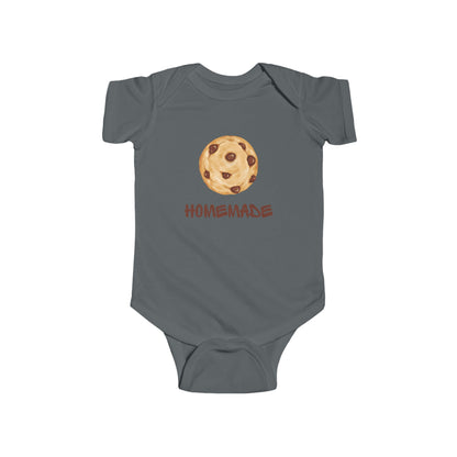 This adorable custom super soft baby onesie that features an image of a chocolate chip cookie in the middle with the word 'homemade' in brown writing underneath the image.